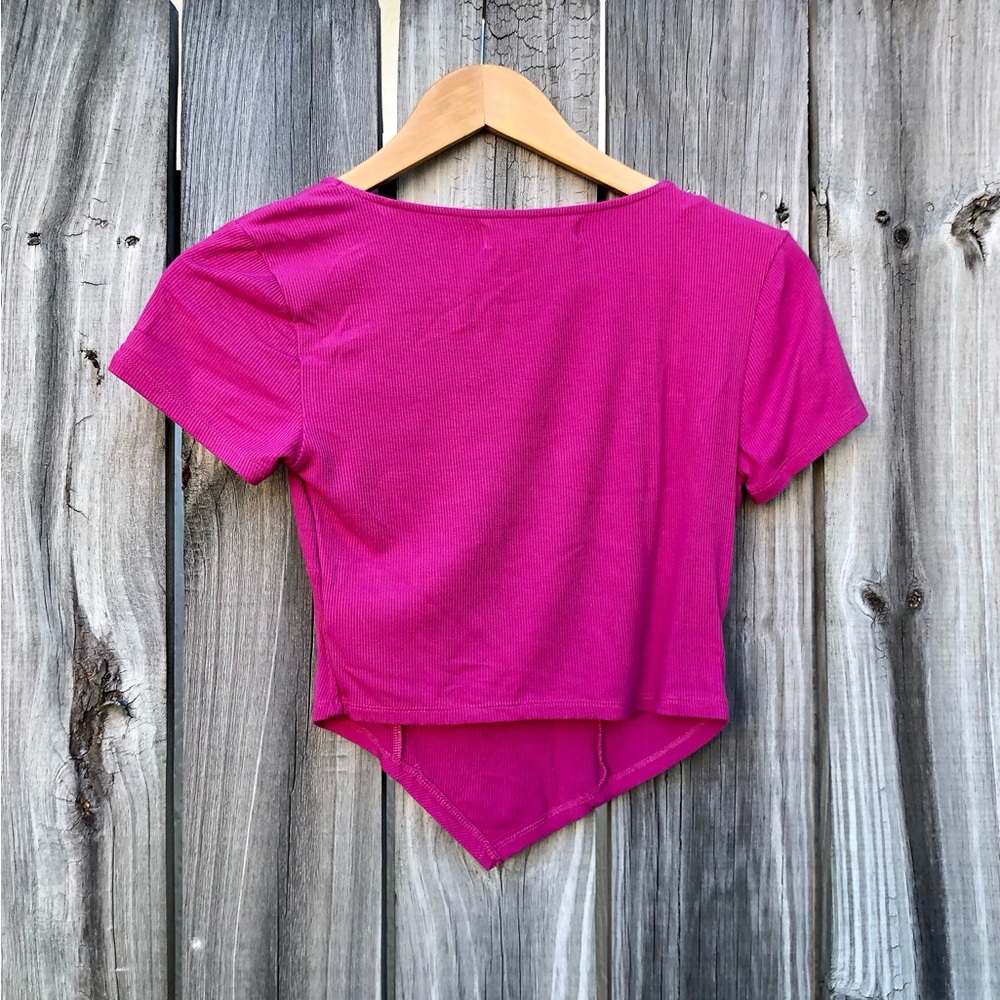 Madden NYC Crop Top Shirt V Point Hem Hankerchief Barbie Core Pink Juniors XL - Picture 6 of 8